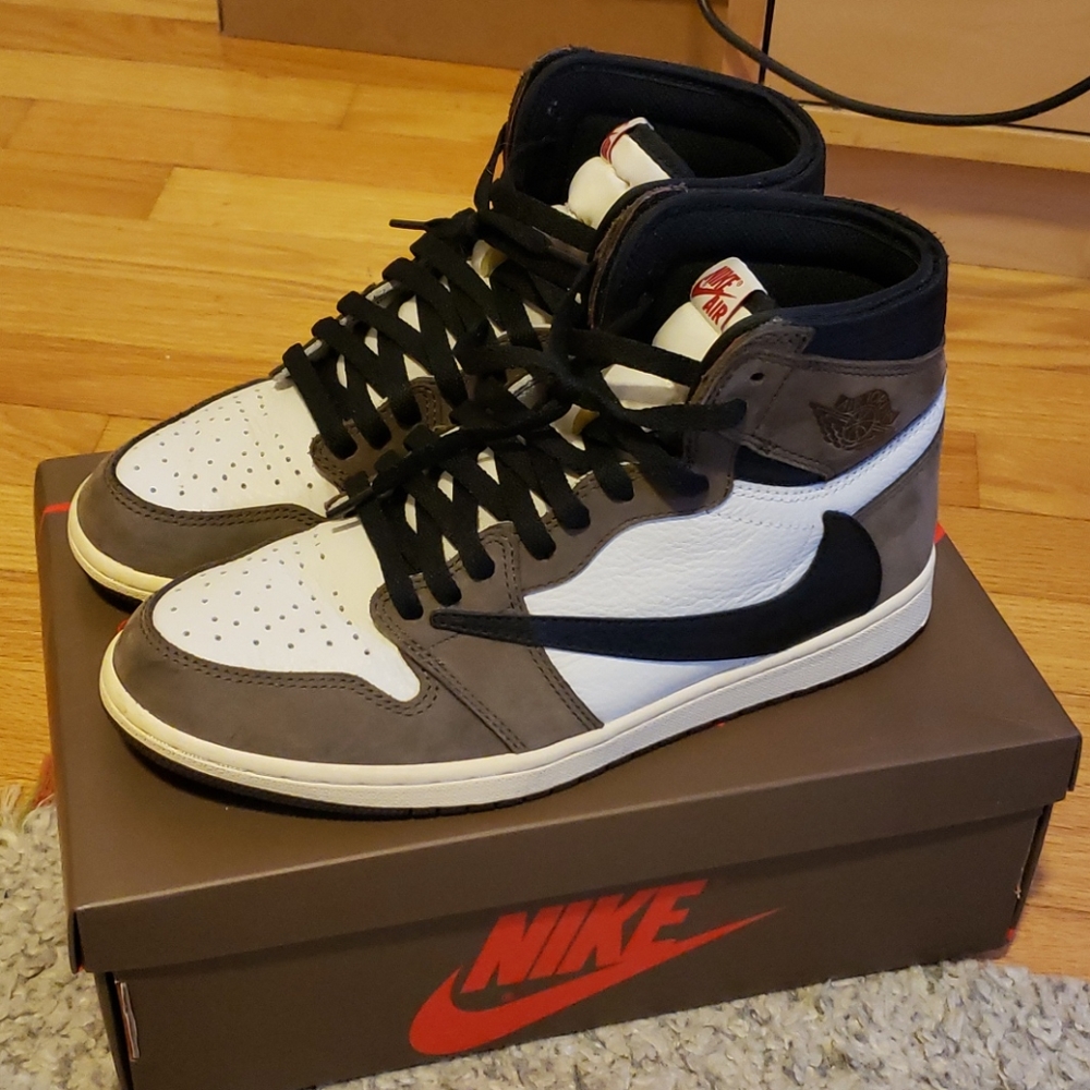 Air Jordan 1 Travis Scott size 9 no insoles